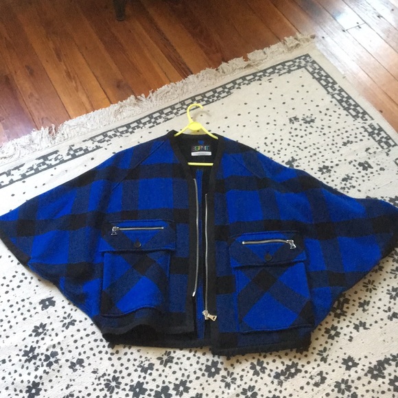 Esprit open ceremony coat - Picture 2 of 7